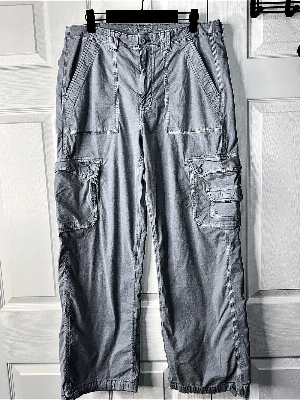 American Eagle Women's Gray Cargo Pants Size 12